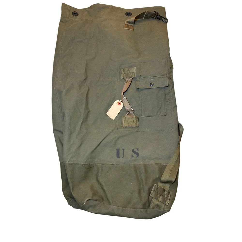 Vintage US Military Olive Drab Duffel SeaBag Vietnam Era to 70s Backpack Straps